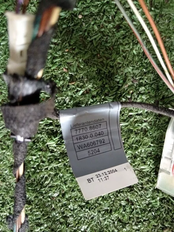 Проводка двери