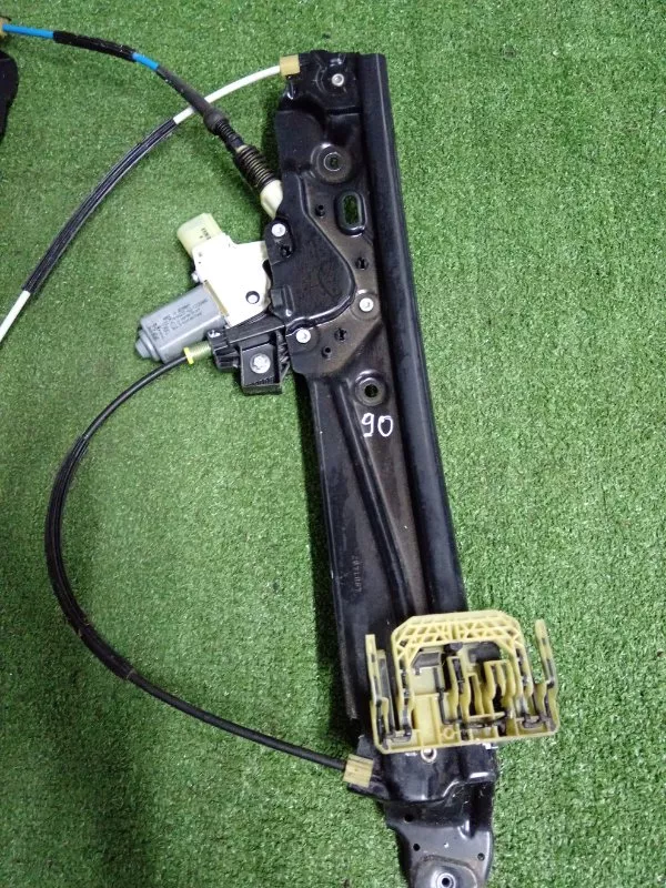 Стеклоподъемник BMW 5-Series 2010 51337182131 F10, передний левый