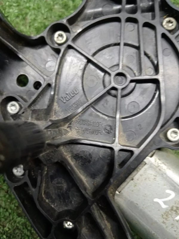 Моторчик стеклоочистителя