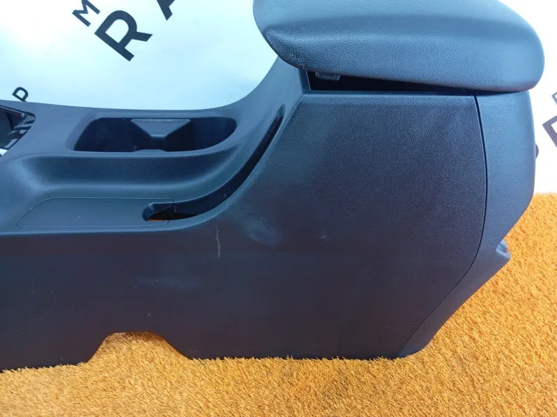 Консоль центральная