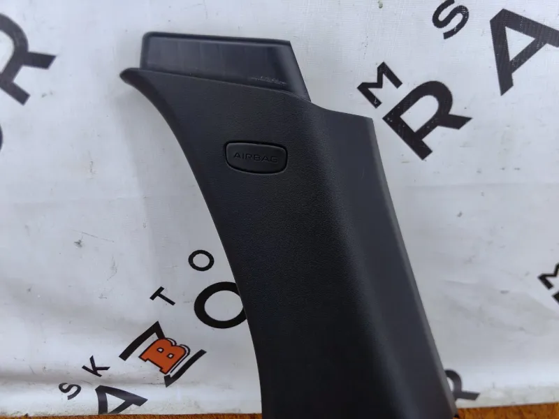 Накладка на стойку кузова