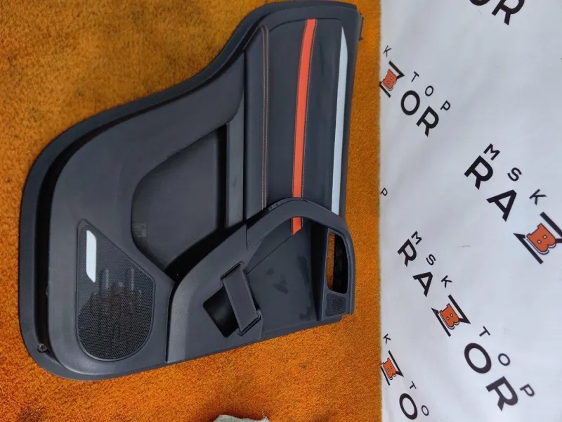 Обшивка двери