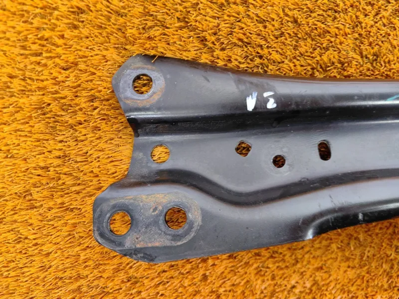 Рычаг подвески