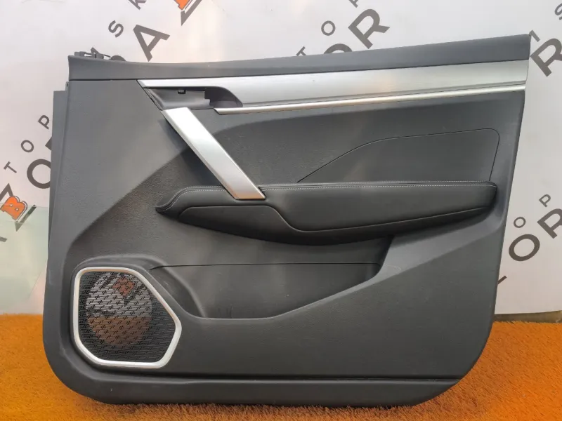 Обшивка двери