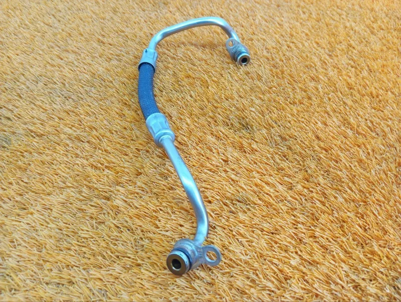 Трубка турбокомпрессора