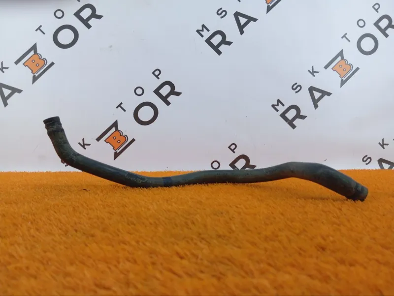 Патрубок радиатора