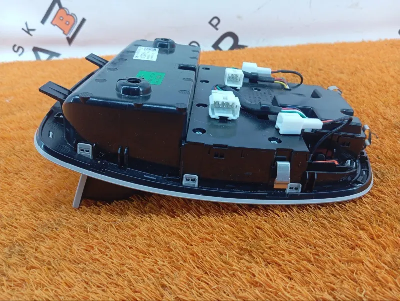 Плафон салона