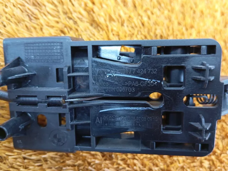 Ручка откидывания заднего сиденья BMW X3 2018 51477424731 G01 B47, левая