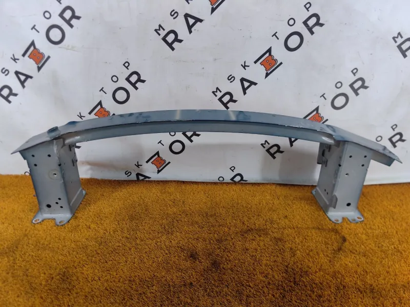 Усилитель бампера