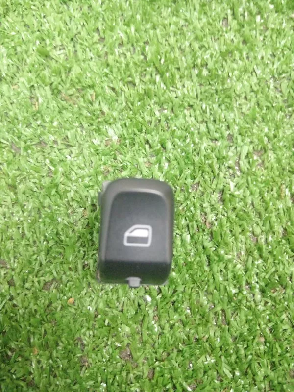 Кнопка стеклоподъемника