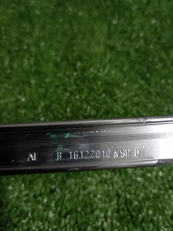 Молдинг рамки двери