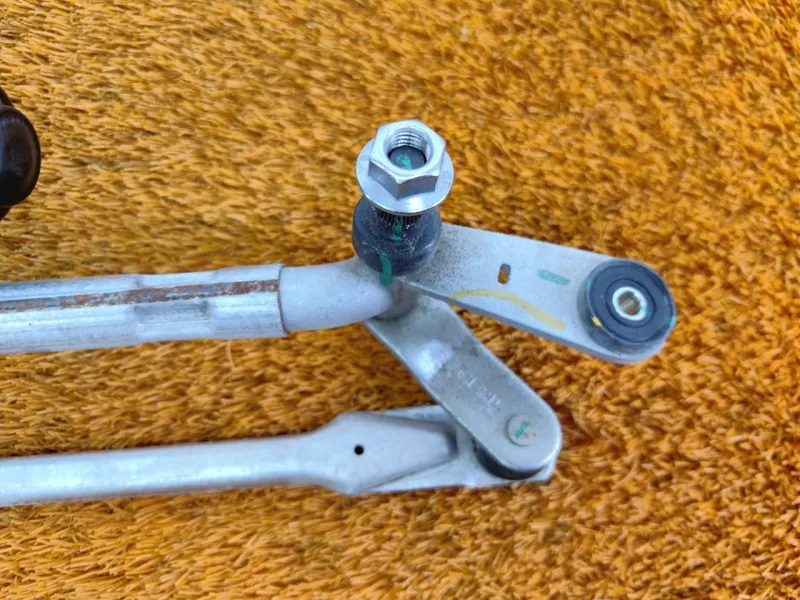 Трапеция дворников