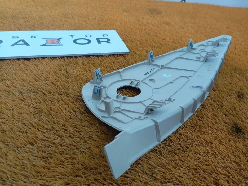 Накладка на торпедо