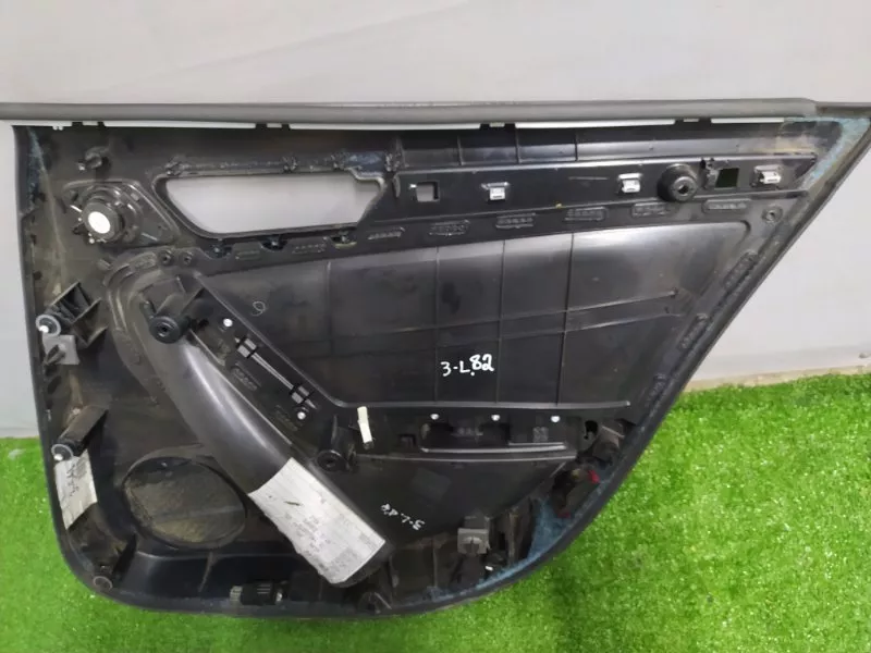 Обшивка двери Audi A4 2011 8K0867303DWFA 8K2, задняя левая