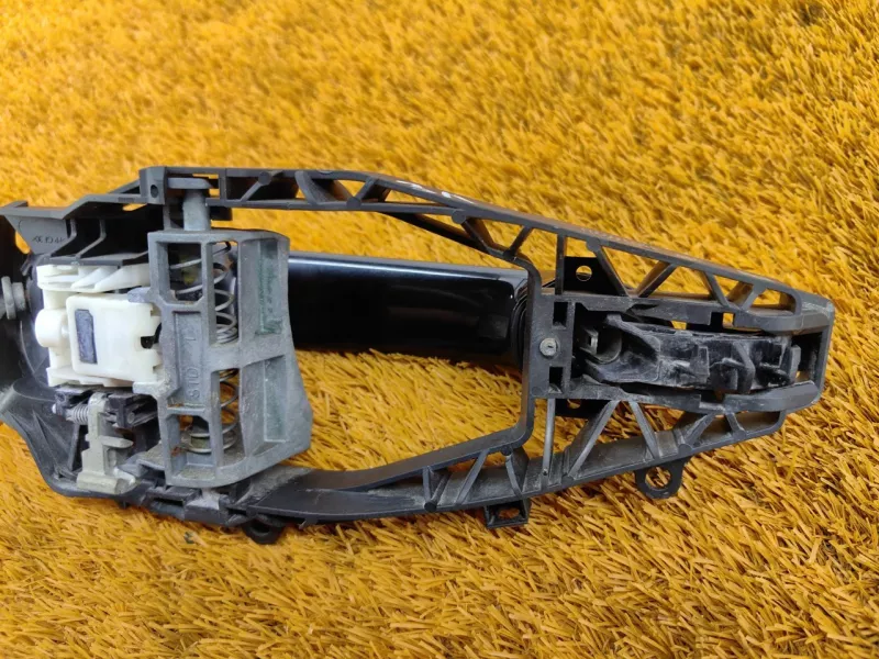 Ручка двери наружняя