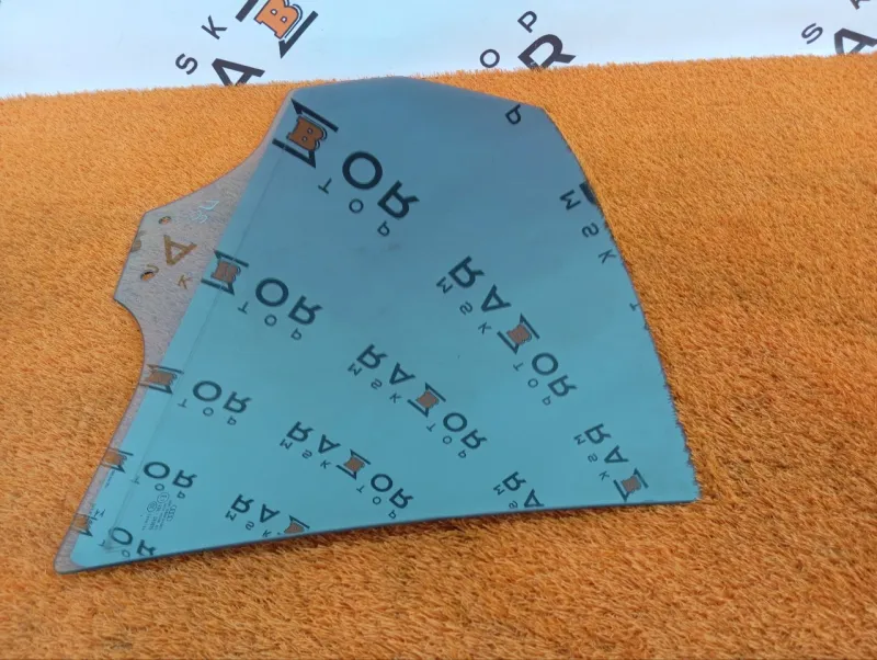 Стекло двери