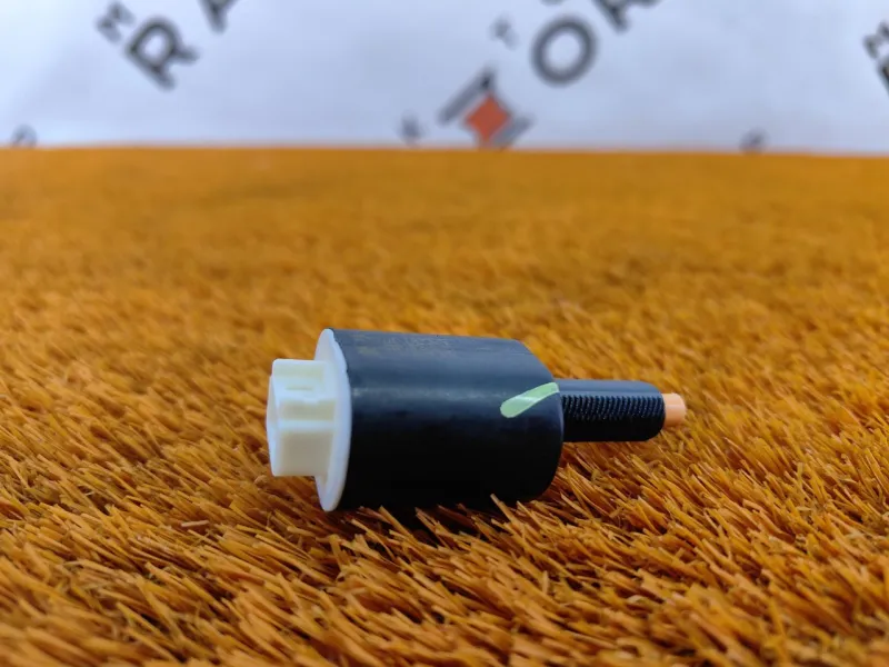 Датчик педали тормоза