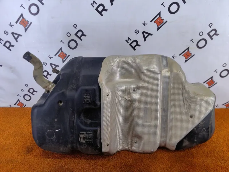 Бак топливный