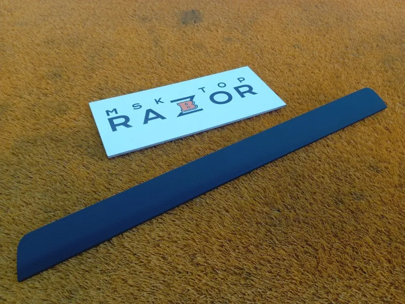 Накладка на торпедо