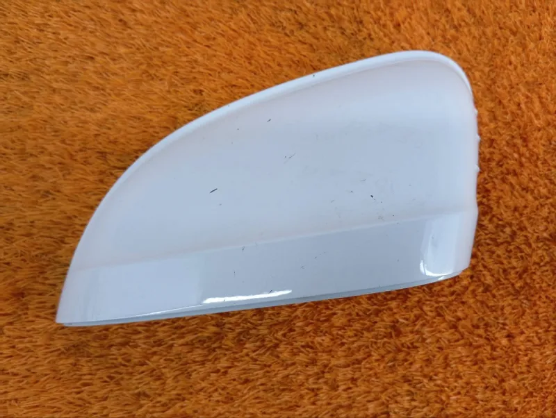 Крышка зеркала