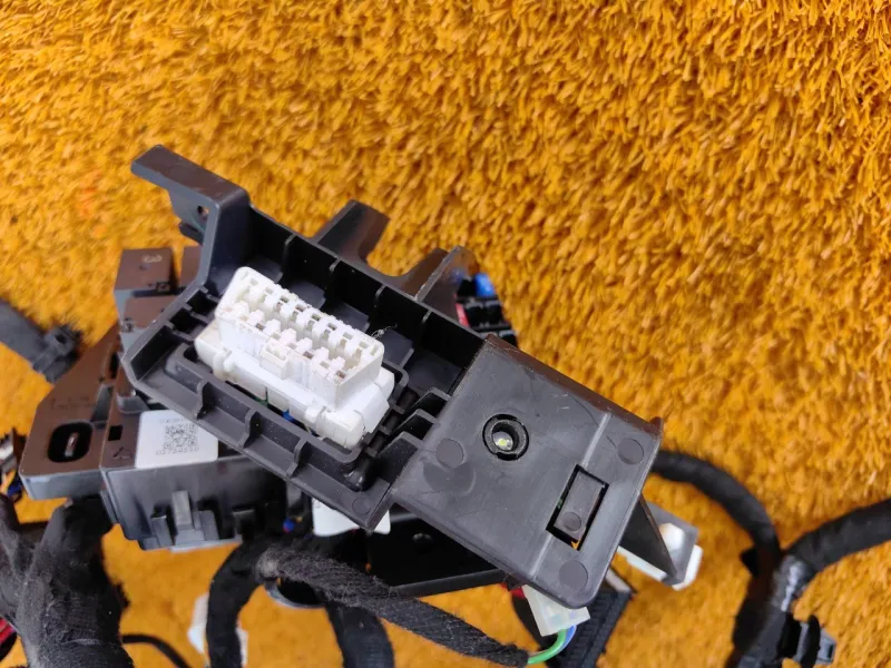 Проводка салона