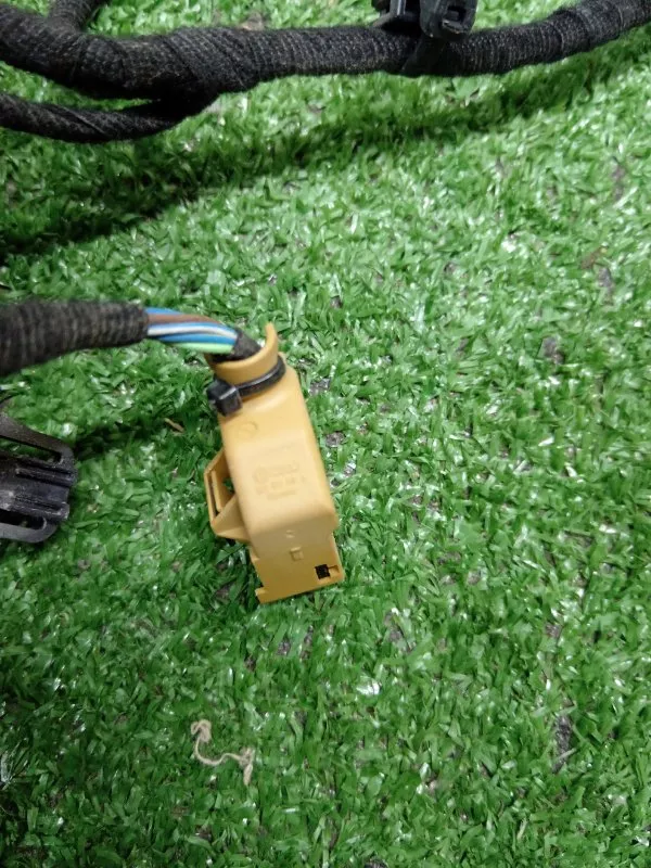 Проводка двери