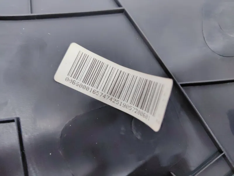 Накладка на стойку кузова