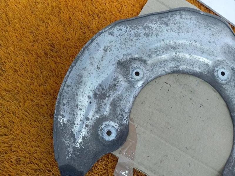 Пыльник тормозного диска