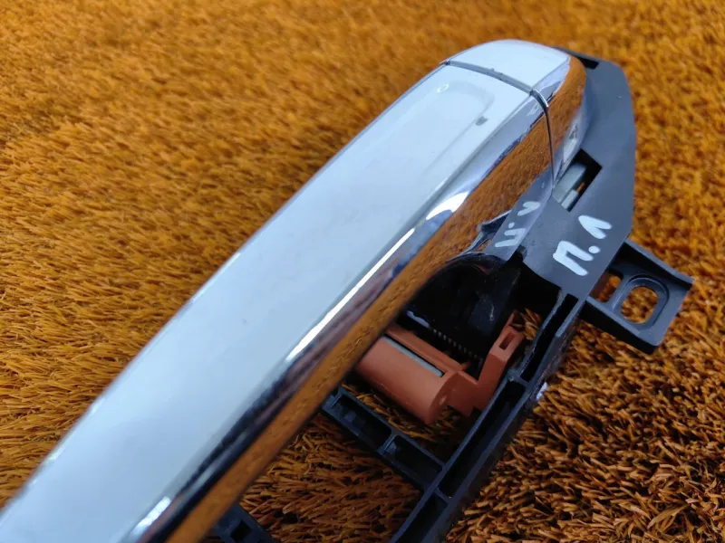 Ручка двери внешняя