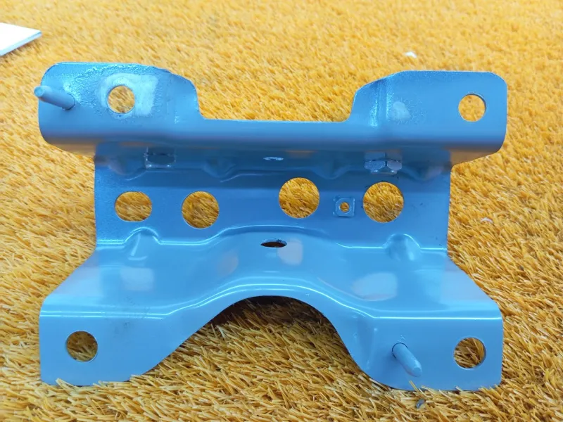 Усилитель торпедо Chery Tiggo 4 PRO 2023 T155300213 SQRE4G15C, левый