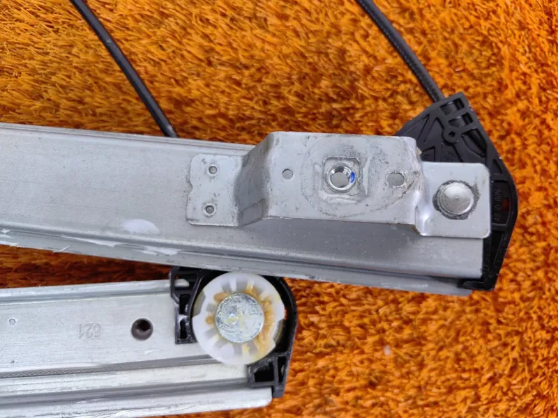 Стеклоподъемник