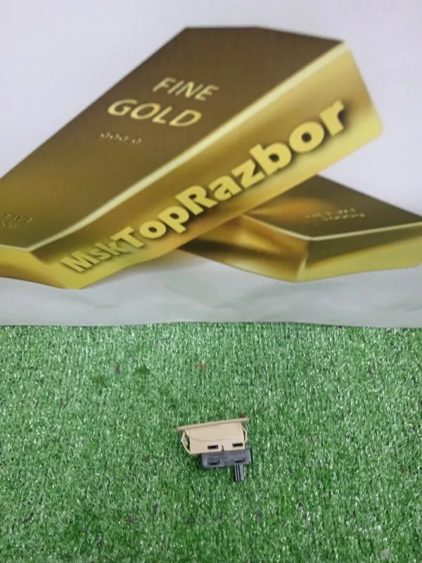 Кнопка стеклоподъемника