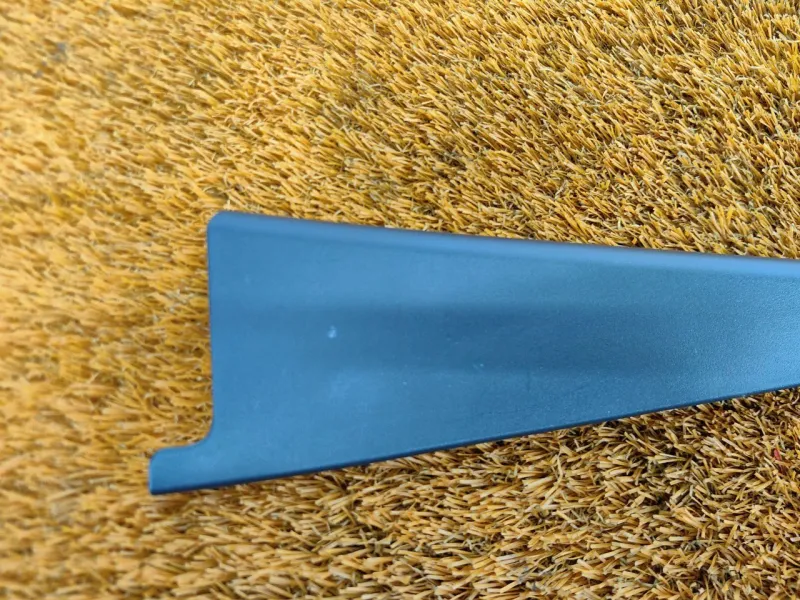 Молдинг двери