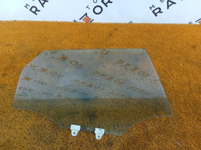 Стекло двери