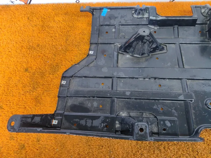 Защита антигравийная