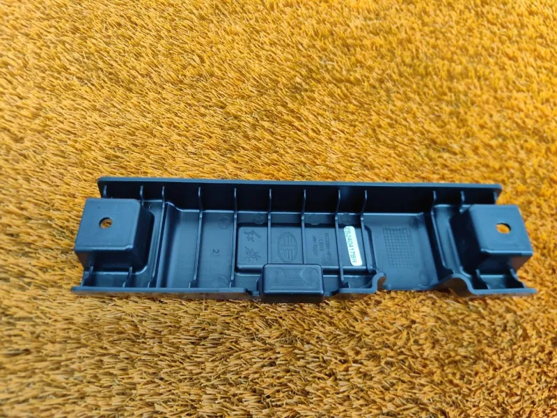 Накладка багажника