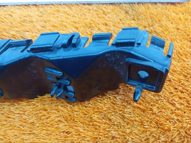 Кронштейн бампера