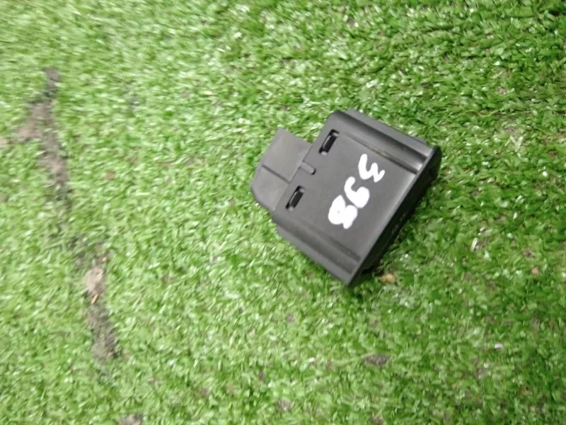 Кнопка аварийной сигнализации