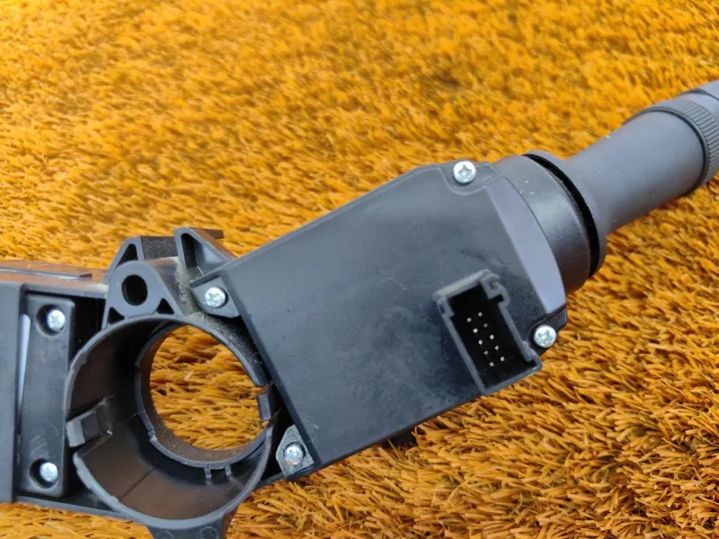 Переключатель подрулевой