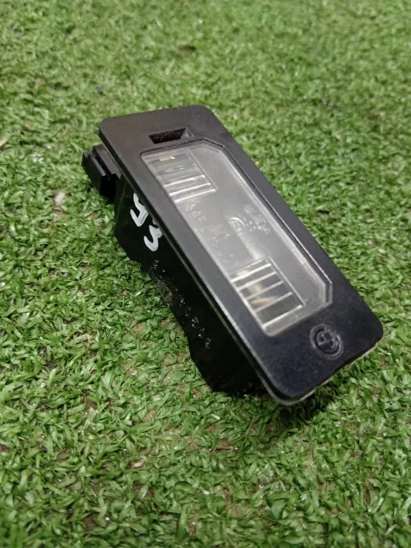 Фонарь подсветки номера