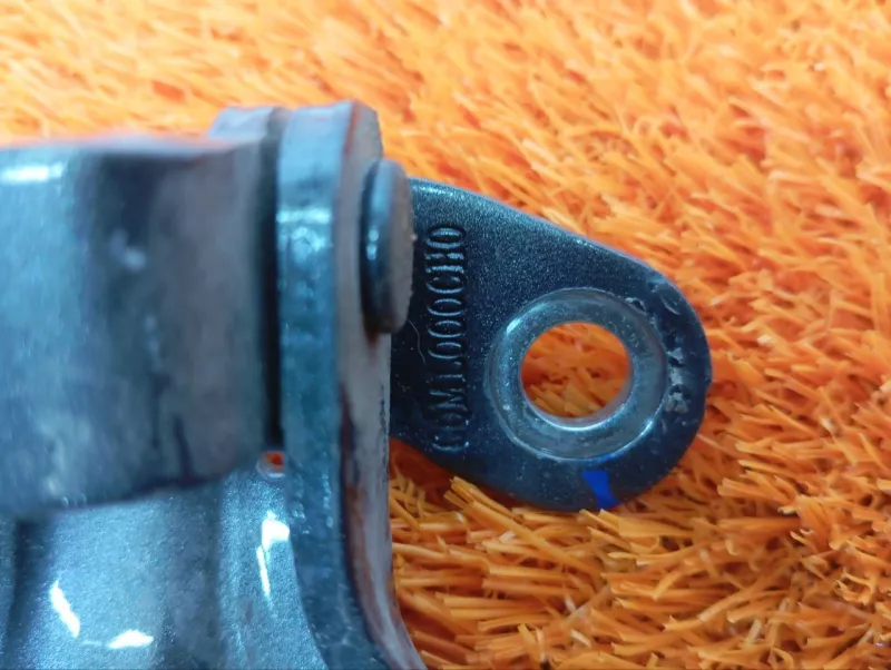 Петля двери Changan CS55 Plus 2024 6206040MK03 JL473ZQ7, задняя правая