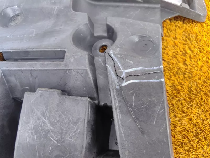 Кронштейн заднего бампера BMW 5-Series 2019 51127387299 G30 B47D20A, левый