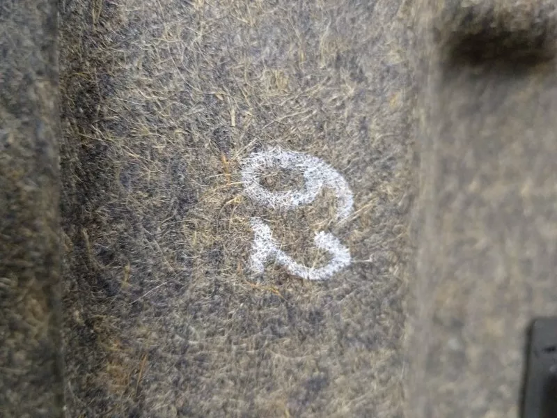 Обшивка крышки багажника Audi A4 2008 8K5867975A B8