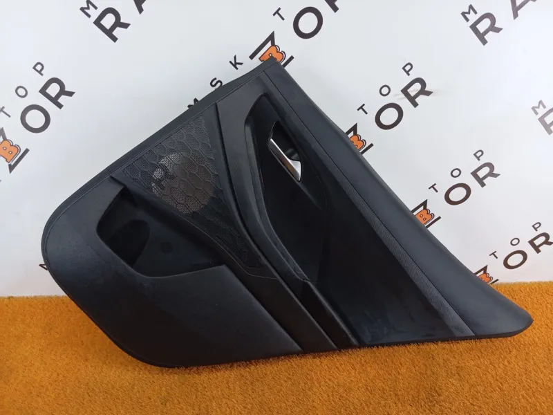 Обшивка двери