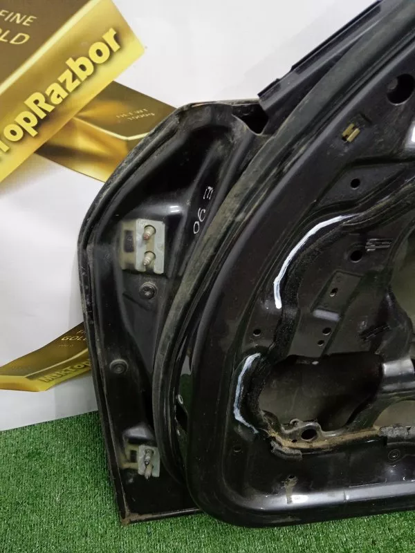 Дверь BMW 3-Series 2005 41007203644 E90, передняя правая