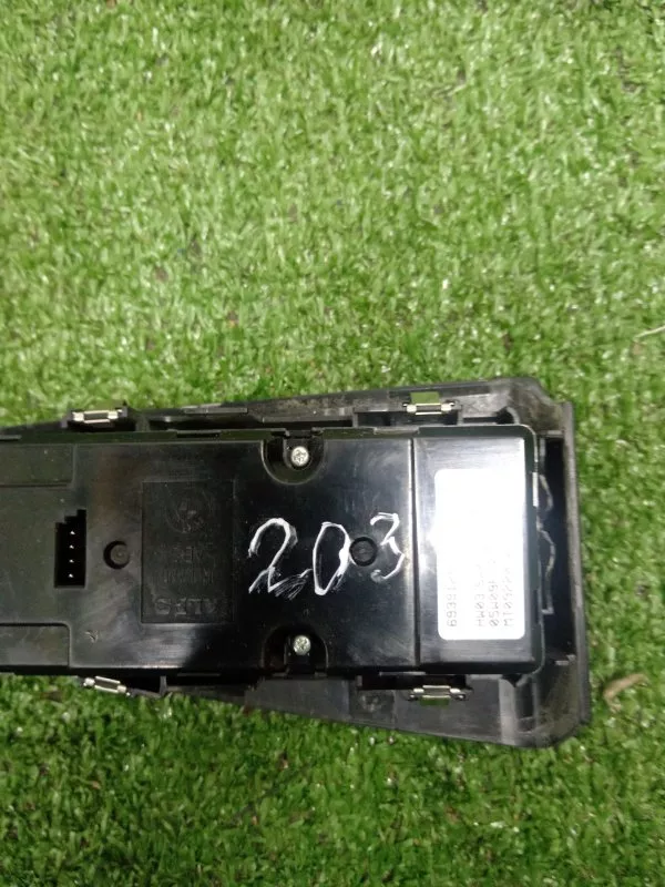 Блок управления стеклоподъемниками