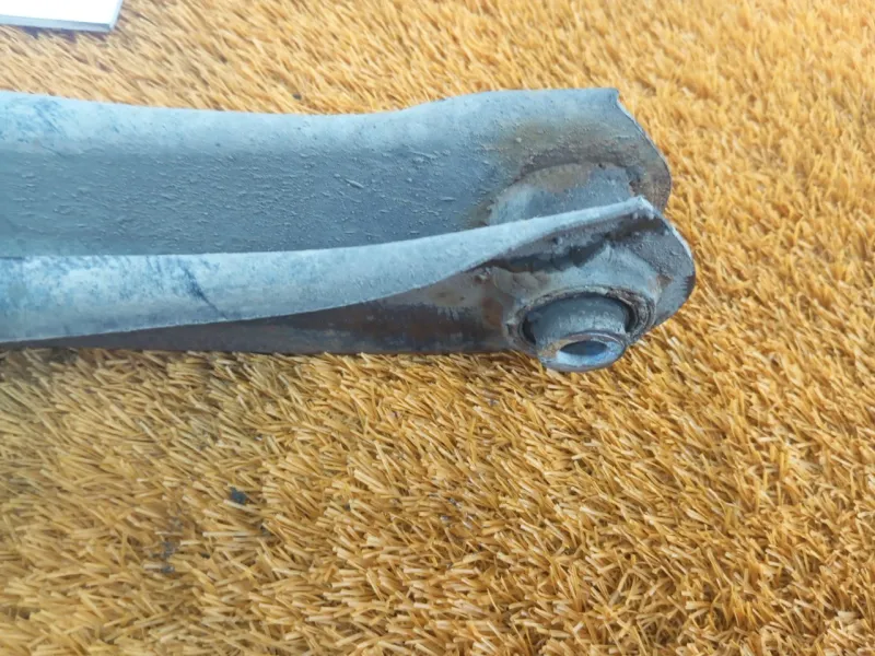 Рычаг подвески