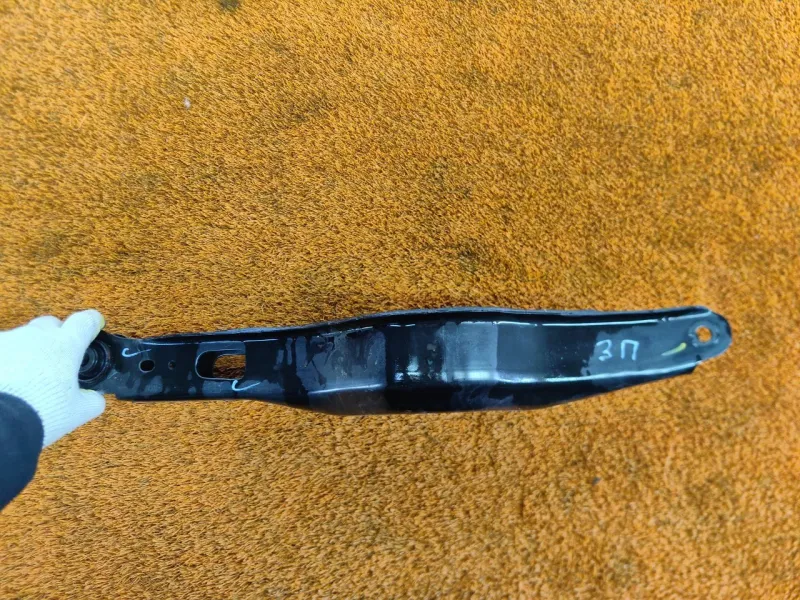 Рычаг подвески