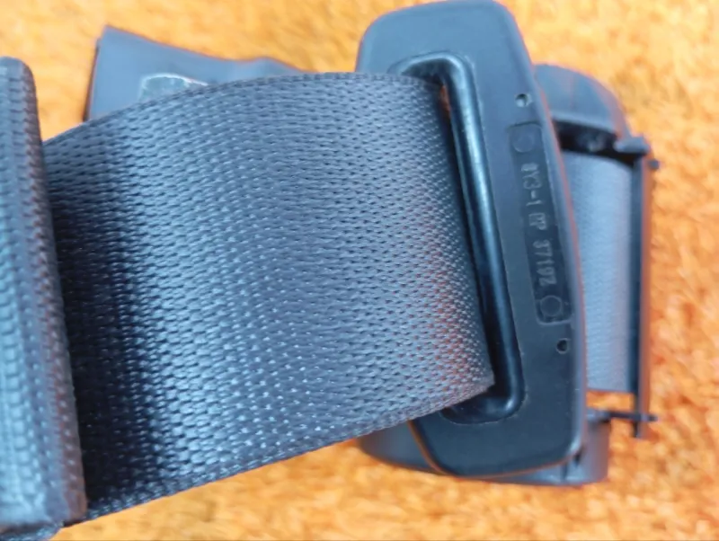 Ремень безопасности