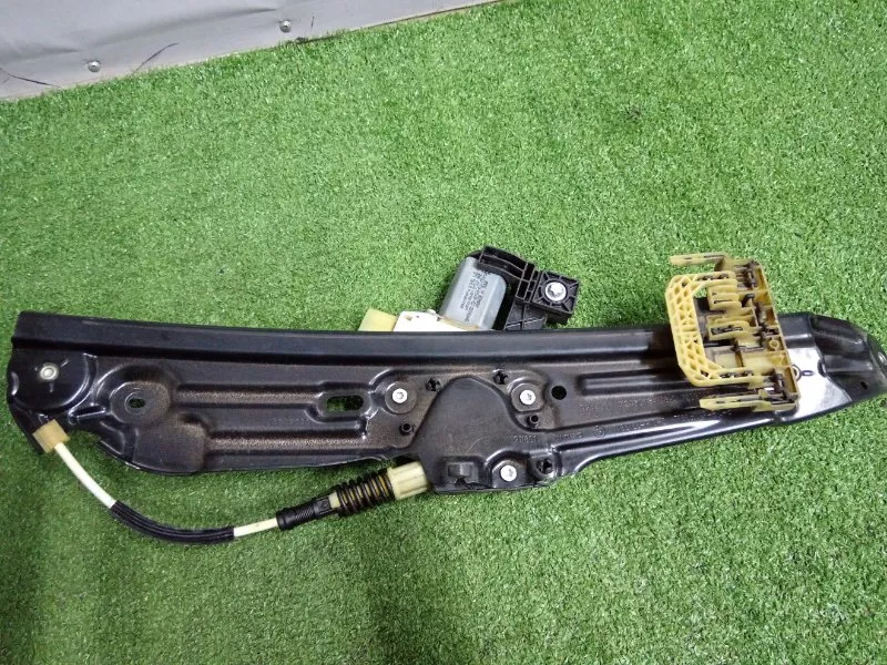 Стеклоподъемник BMW 5-Series 2010 51357197924 F10, задний правый